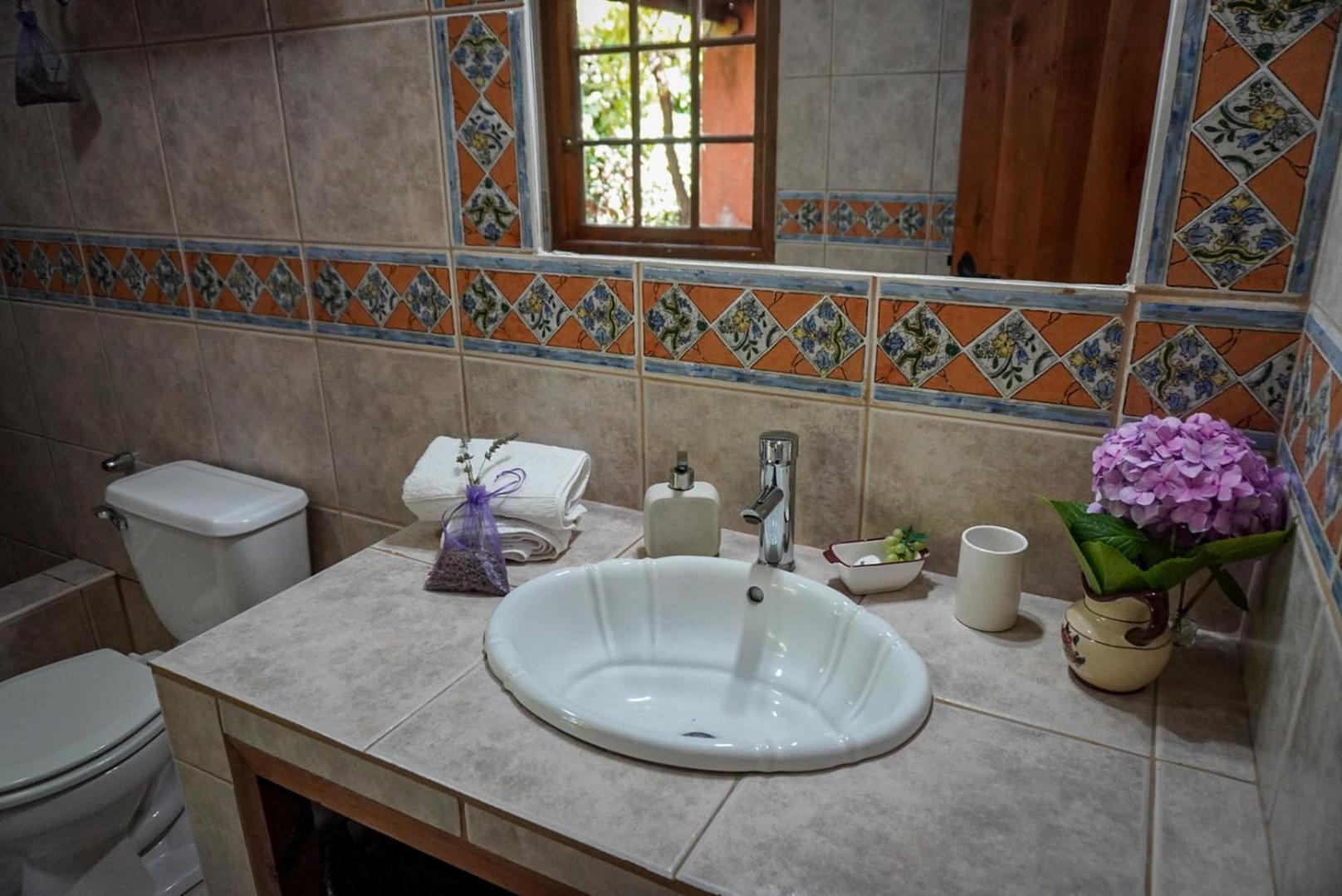 Entre Vinas Bed & Breakfast Santa Cruz Exterior photo
